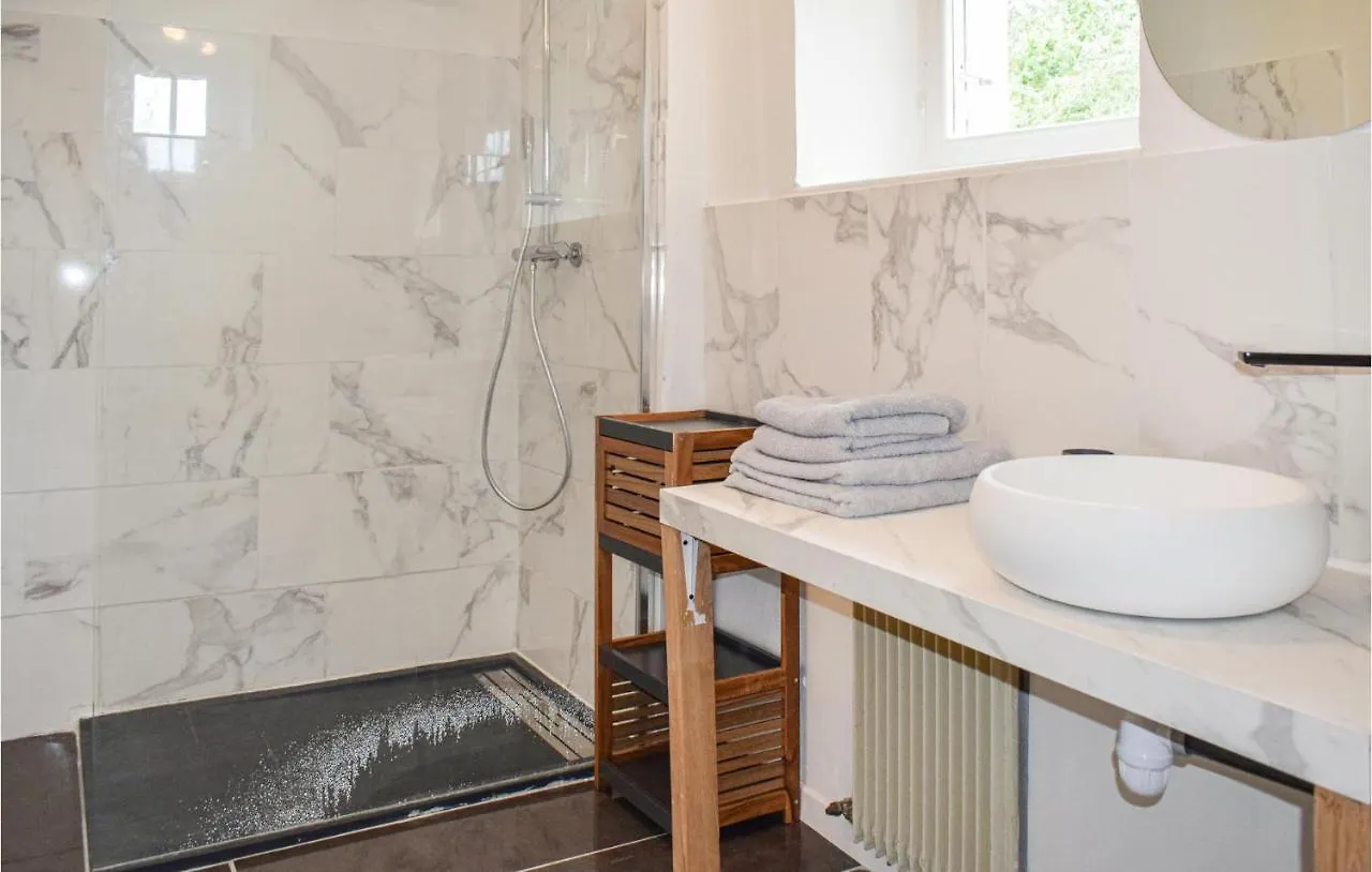 Hébergement de vacances Lovely Home In Plouezec With House Sea View